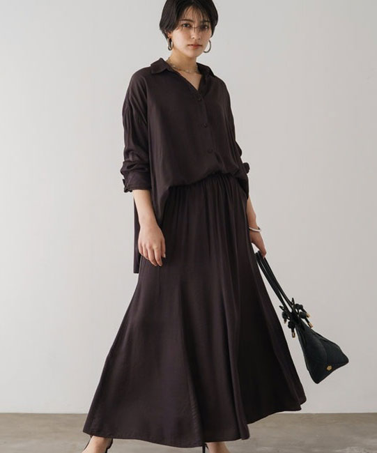 【Loungedress】サテンフレアスカート